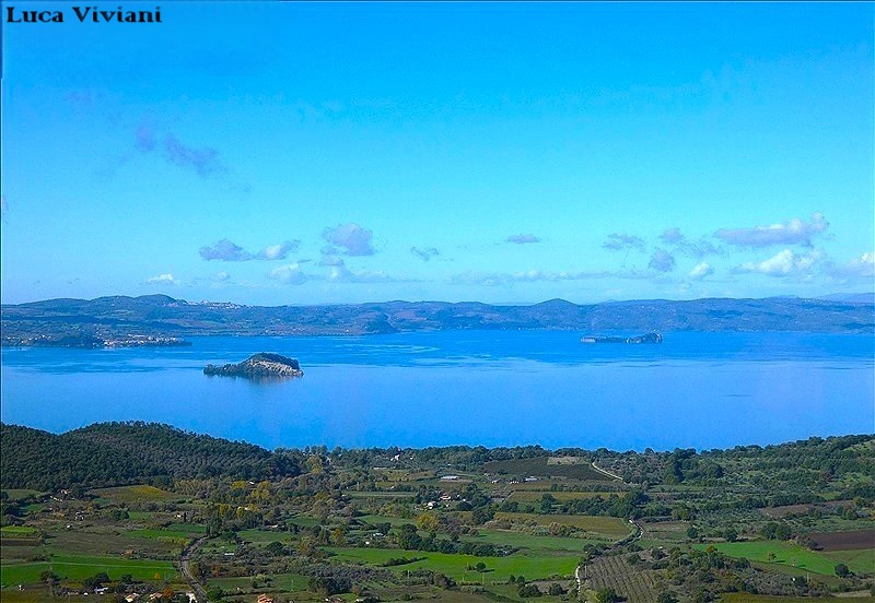 Panorama sul lago di Bolsena e isole da Montefiascone